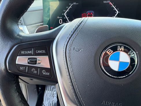 Used 2024 BMW X5 xDrive40i w/ Premium Package image 18