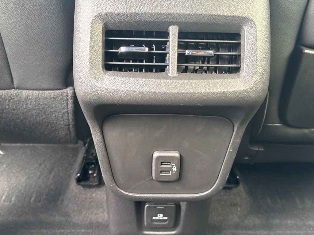 Used 2023 GMC Terrain SLT AWD/4WD image 19