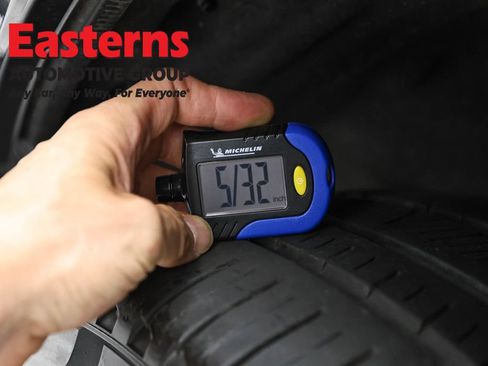 Used 2025 Jeep Grand Wagoneer Series II Obsidian w/ Quick Order Packagew 28T AWD/4WD image 32