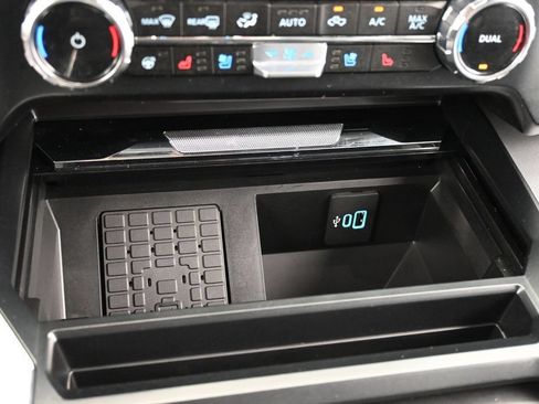 Used 2024 Ford F250 Lariat w/ Lariat Ultimate Package AWD/4WD image 13