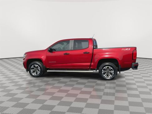 Used 2021 Chevrolet Colorado Z71 w/ Safety Package image 5