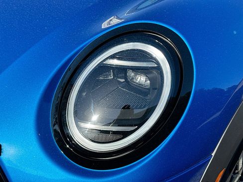 New 2025 MINI Cooper 2-Door Hardtop image 29