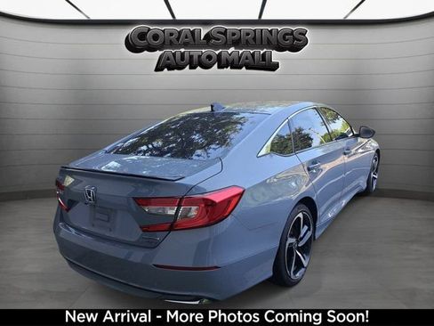 Used 2022 Honda Accord Sport image 2