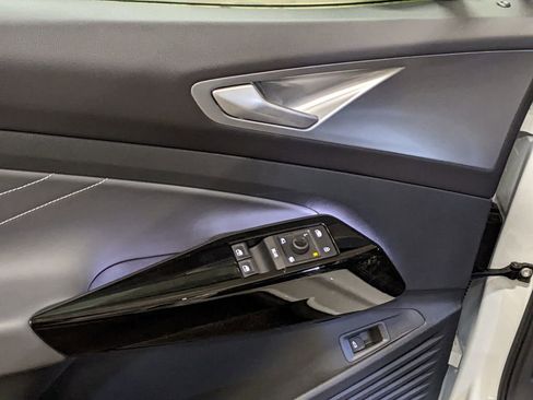 New 2026 Volkswagen ID.4 Pro S Plus AWD/4WD image 10