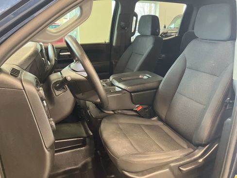 Used 2022 Chevrolet Silverado 1500 W/T w/ WT Value Package image 10