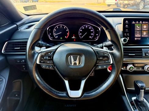 Used 2018 Honda Accord Sport image 16