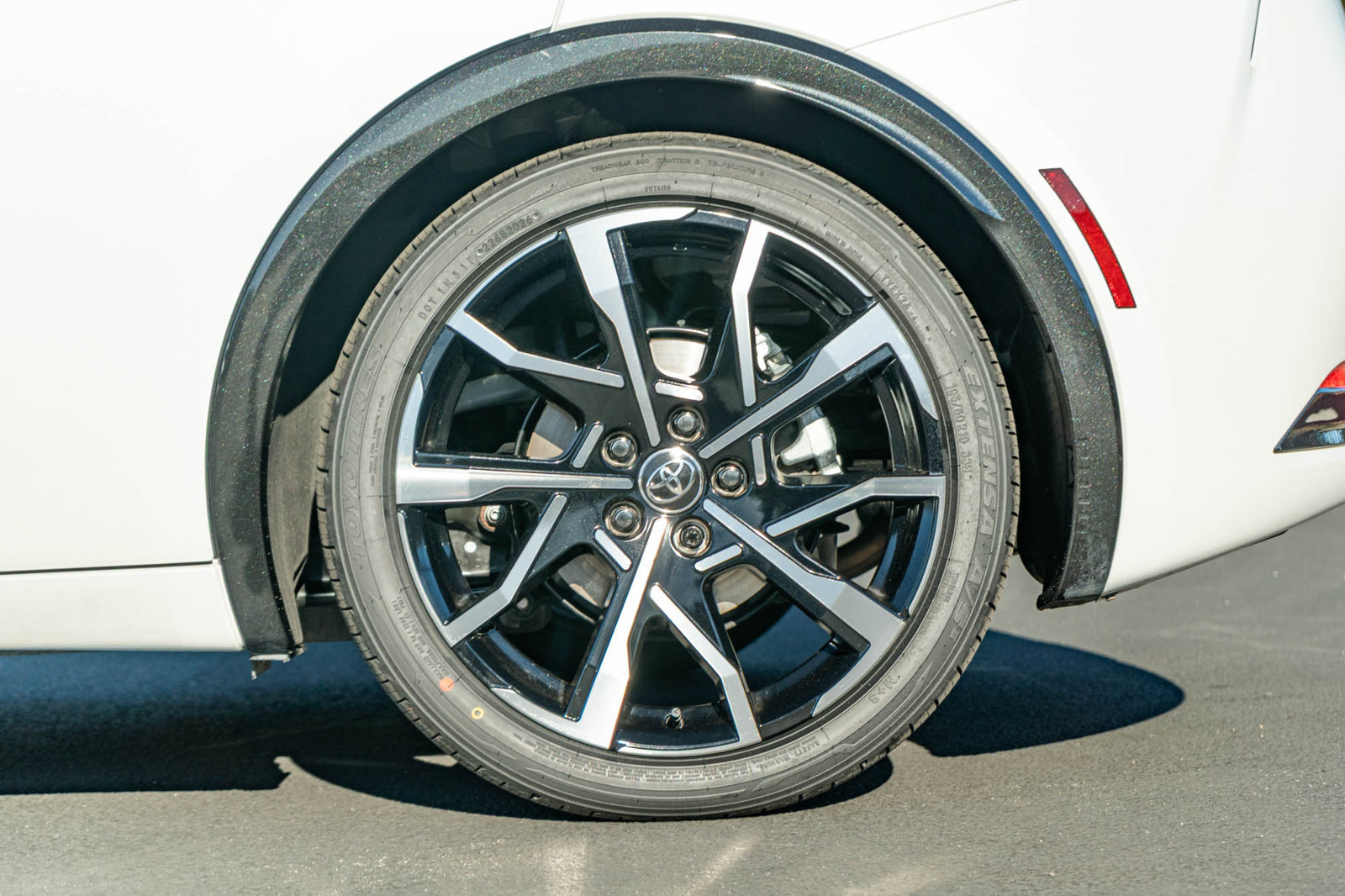 Certified 2023 Toyota Prius Prime FWD image 6