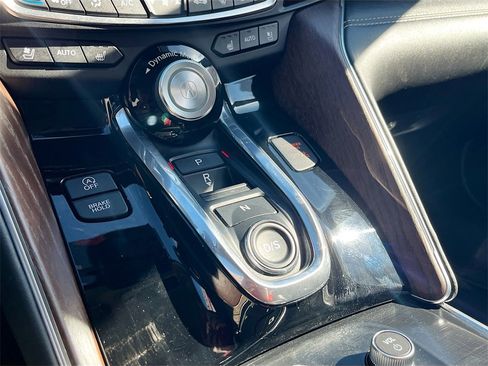 Used 2021 Acura TLX w/ Advance Package image 17