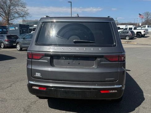 Used 2022 Jeep Wagoneer Series II w/ Premium Group I image 3