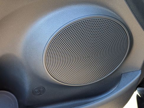 Used 2023 Hyundai Kona SEL image 10