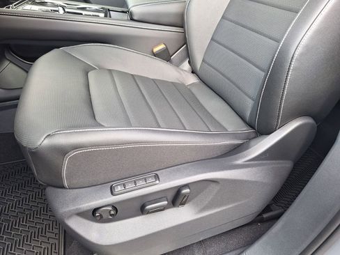 New 2026 Volkswagen Atlas Cross Sport SEL R-Line image 10