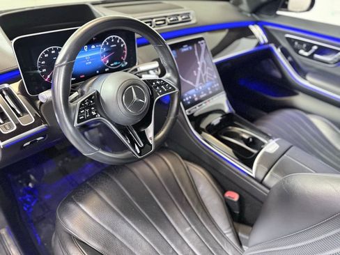 Used 2022 Mercedes-Benz S 500 4MATIC w/ 3D Technology Package image 18
