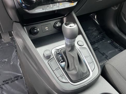 Certified 2022 Hyundai Kona SEL image 22