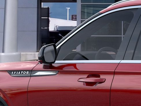 New 2026 Lincoln Aviator AWD image 20