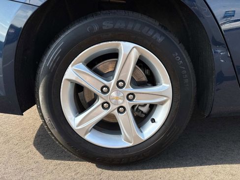 Certified 2022 Chevrolet Malibu LT image 5