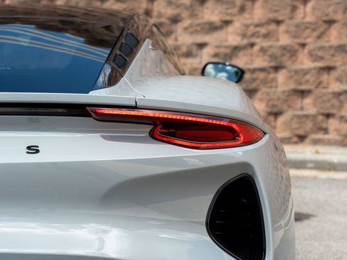 New 2025 Lotus Emira image 32