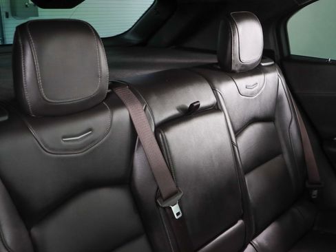 Used 2021 Cadillac XT4 Premium Luxury image 28