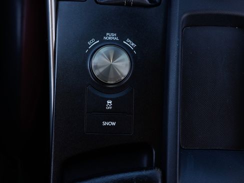 Used 2017 Lexus IS 200t image 44