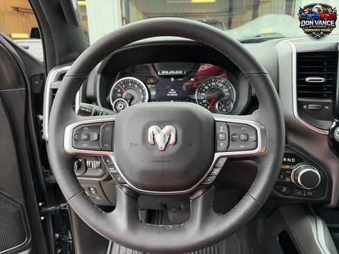Used 2025 RAM 1500 Big Horn AWD/4WD image 14