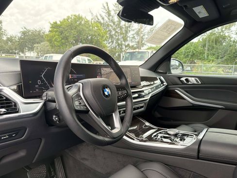 Used 2025 BMW X5 xDrive40i w/ Premium Essential Package AWD/4WD image 41