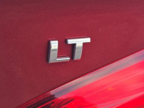 Used 2018 Chevrolet Cruze LT image 28