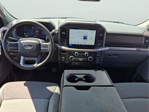 Used 2025 Ford F150 XLT w/ Equipment Group 301A Standard AWD/4WD image 9