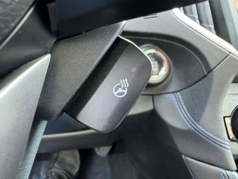 Used 2023 Subaru Crosstrek Hybrid w/ Moonroof Package w/Navigation image 33