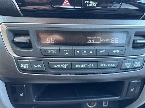 Used 2019 Honda Pilot EX image 29