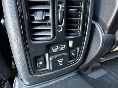 Used 2018 Dodge Durango GT w/ Premium Group AWD/4WD image 8