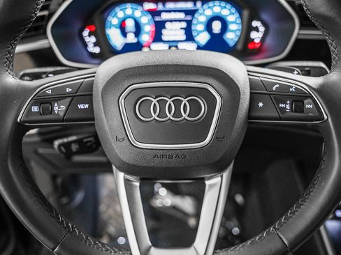 Used 2024 Audi Q3 2.0T Premium image 15