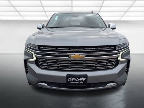 Used 2024 Chevrolet Suburban Premier RWD image 27