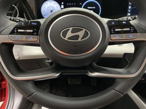 New 2026 Hyundai Elantra Limited image 17