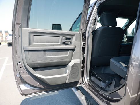 New 2026 RAM 2500 Tradesman AWD/4WD image 32