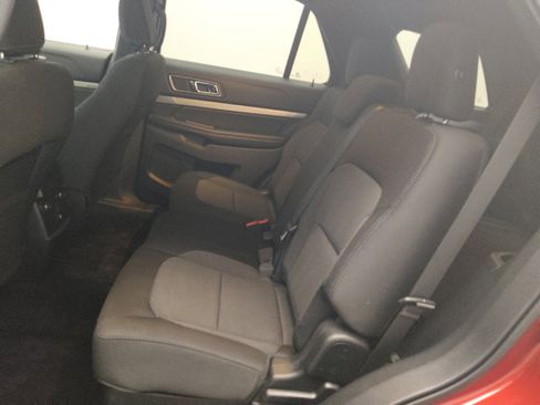 Used 2018 Ford Explorer XLT w/ Equipment Group 201A image 18