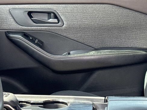 Certified 2021 Nissan Rogue S FWD image 20