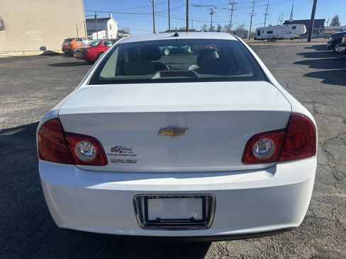 Used 2010 Chevrolet Malibu LS image 7