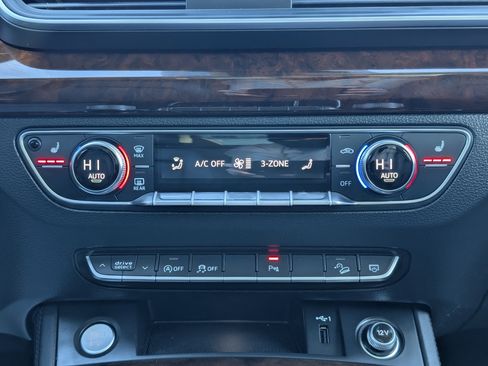 Used 2020 Audi Q5 2.0T Premium Plus w/ Premium Plus Package image 23