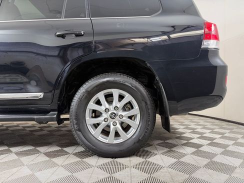 Used 2021 Toyota Land Cruiser AWD/4WD image 29