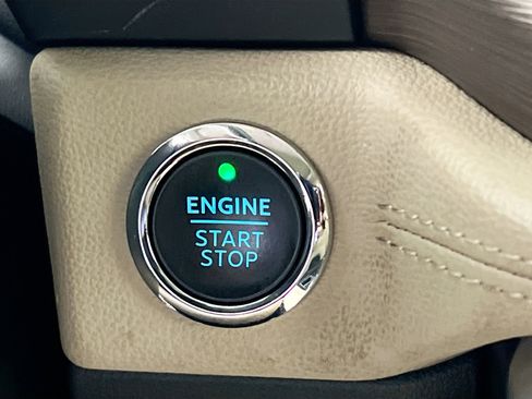 Used 2024 Ford Expedition Limited image 24