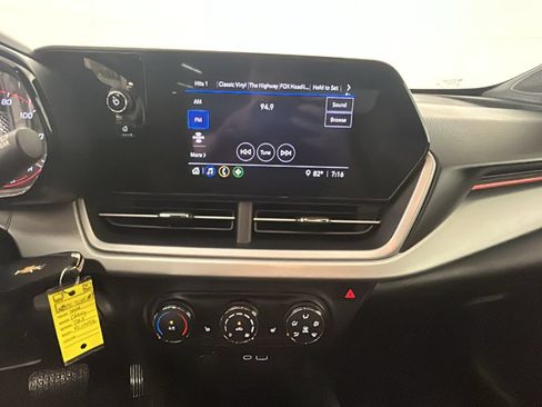 Used 2024 Chevrolet Trax RS w/ Driver Confidence Package FWD image 25