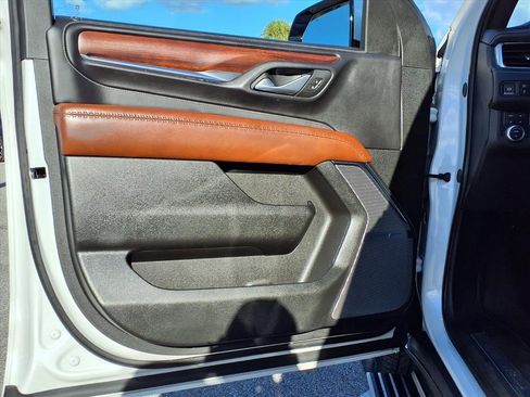 Used 2024 GMC Yukon Denali Ultimate image 30