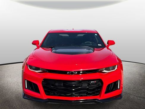Used 2017 Chevrolet Camaro ZL1 RWD image 6