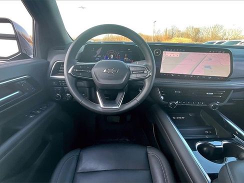 Used 2025 Chevrolet Tahoe Z71 image 8