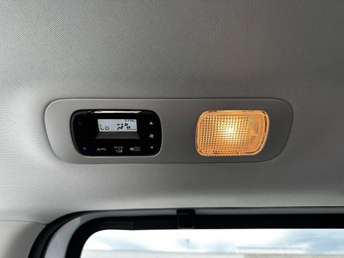 Certified 2025 Honda Odyssey Touring image 25