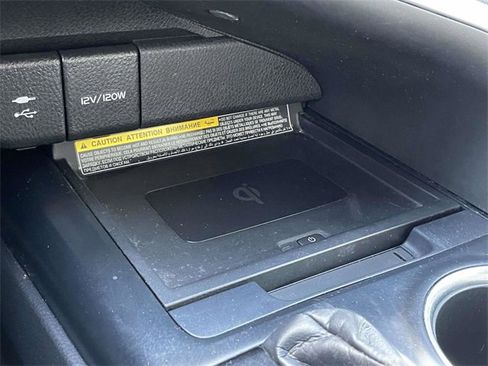 Used 2019 Toyota Camry XSE image 29