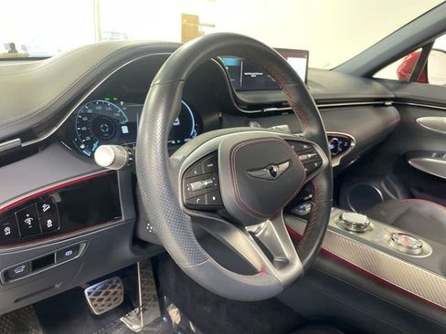 Used 2023 Genesis GV70 2.5T w/ Sport Prestige Package image 14