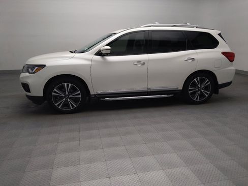 Used 2020 Nissan Pathfinder Platinum w/ Cargo Package FWD image 2