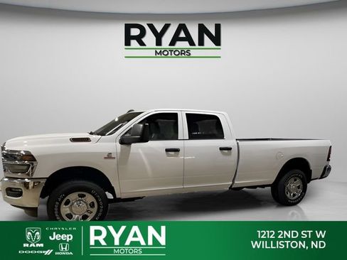 New 2025 RAM 2500 Tradesman w/ Chrome Appearance Group AWD/4WD image 6