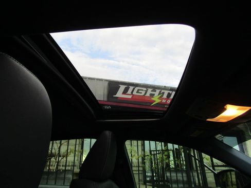 Used 2014 Lexus IS 350 image 8