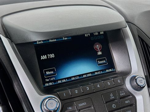 Used 2016 Chevrolet Equinox LS FWD image 19